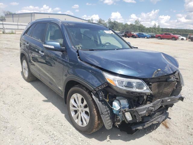 KIA SORENTO EX 2014 with VIN 5XYKUDA75EG473152 - Photo from auction