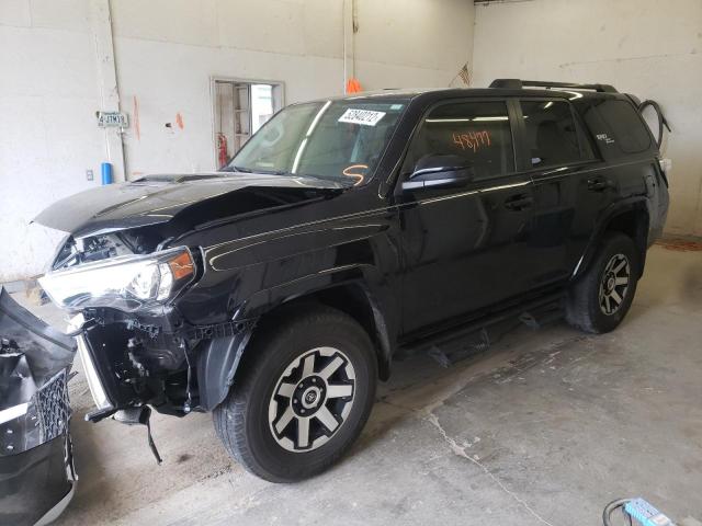 Photo 2 from auction – 2019 TOYOTA 4RUNNER TR with VIN JTEBU5JRXK5617477