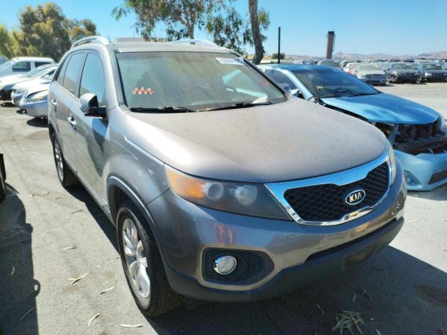 KIA SORENTO EX 2011 with VIN 5XYKUDA23BG039294 - Photo from auction