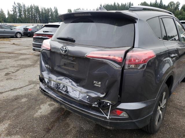 Photo 9 from auction – 2017 TOYOTA RAV4 XLE with VIN JTMRFREV7HD215832