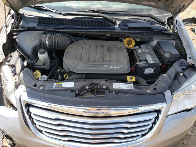 Photo 7 from auction – 2016 CHRYSLER TOWN & COU with VIN 2C4RC1BG5GR141337