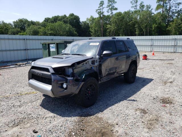 Photo 9 from auction – 2018 TOYOTA 4RUNNER SR with VIN JTEBU5JR8J5570657