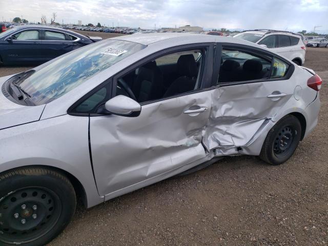 Photo 9 from auction – 2017 KIA FORTE LX with VIN 3KPFK4A75HE049642