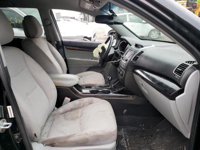 Photo 5 from auction – 2015 KIA SORENTO LX with VIN 5XYKTCA69FG592800