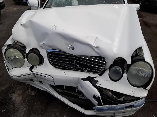 Photo 7 from auction – 2000 MERCEDES-BENZ E 320 with VIN WDBJF65J2YB012088