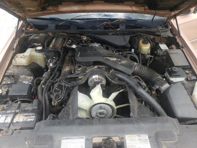 Photo 7 from auction – 1994 FORD CROWN VICT with VIN 2FALP74W2RX128454