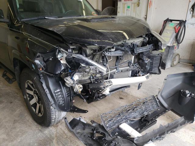 Photo 9 from auction – 2019 TOYOTA 4RUNNER TR with VIN JTEBU5JRXK5617477