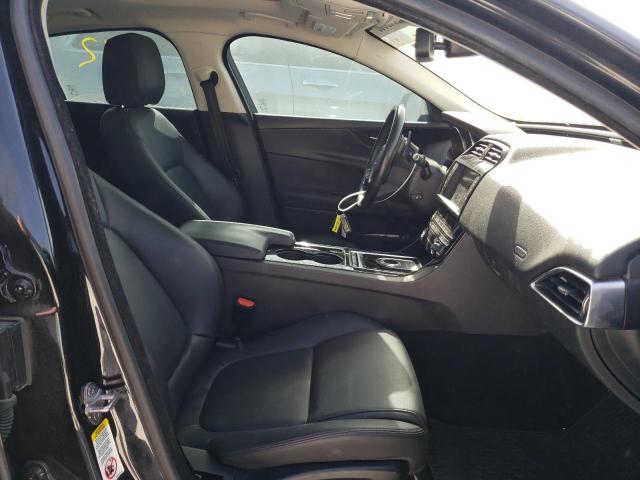 Photo 5 from auction – 2017 JAGUAR XE with VIN SAJAR4BG5HA961325