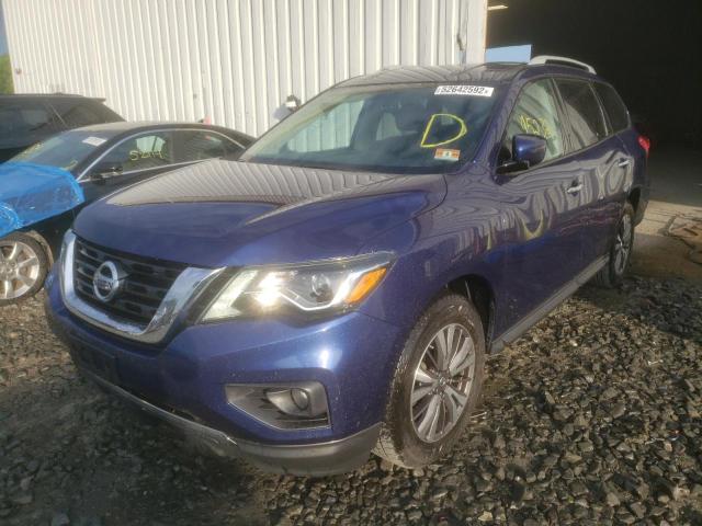 Photo 2 from auction – 2017 NISSAN PATHFINDER with VIN 5N1DR2MN7HC696502