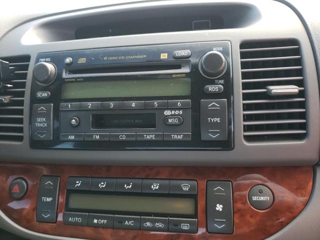 Photo 9 from auction – 2004 TOYOTA CAMRY LE with VIN 4T1BE30K84U930266