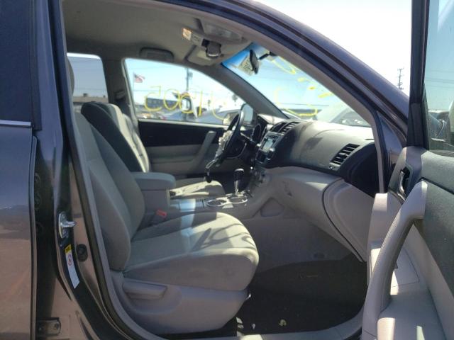 Photo 5 from auction – 2013 TOYOTA HIGHLANDER with VIN 5TDZA3EHXDS038620