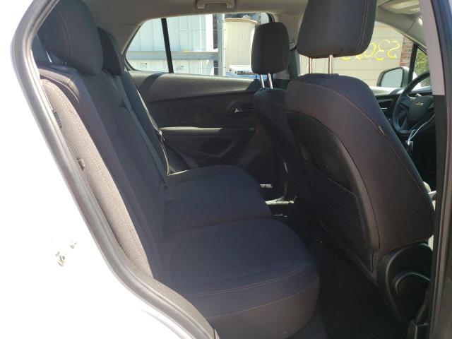 Photo 6 from auction – 2019 CHEVROLET TRAX LS with VIN 3GNCJNSB4KL210359