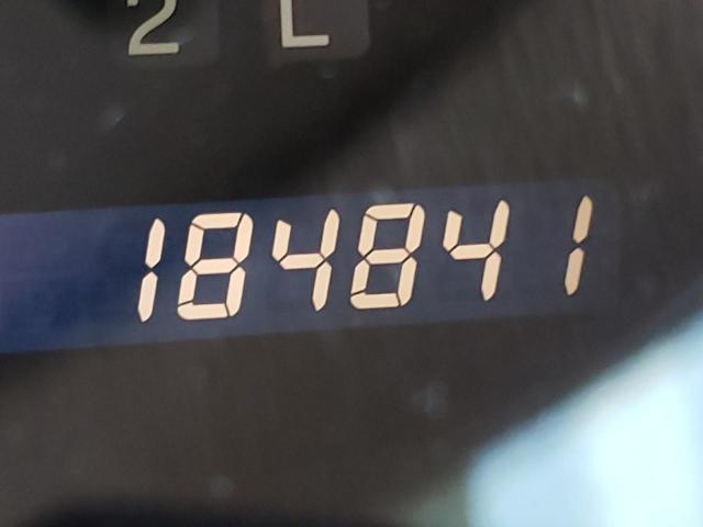 Photo 8 from auction – 2004 LEXUS ES300 with VIN JTHBA30G645035122