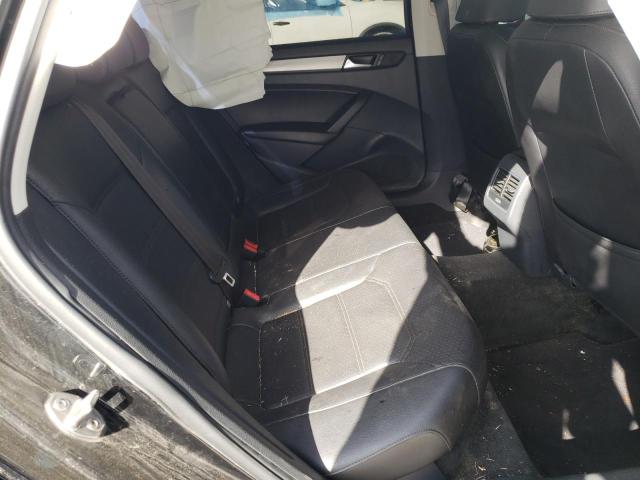 Photo 6 from auction – 2015 VOLKSWAGEN PASSAT SE with VIN 1VWBS7A36FC064441