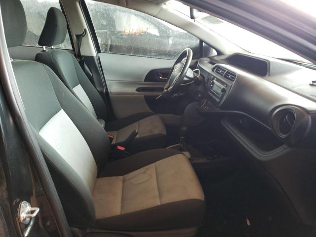 Photo 5 from auction – 2013 TOYOTA PRIUS C with VIN JTDKDTB37D1555002