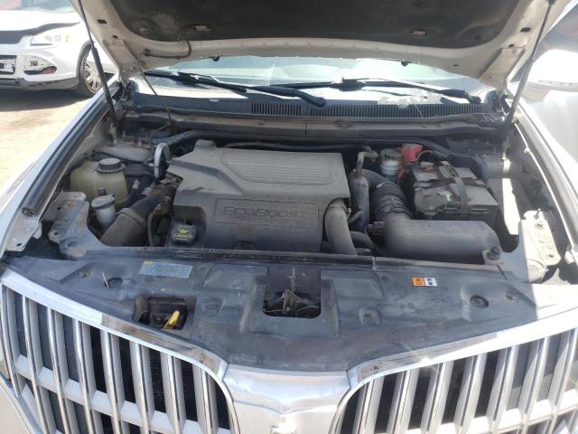 Photo 7 from auction – 2012 LINCOLN MKT with VIN 2LMHJ5AT0CBL52066