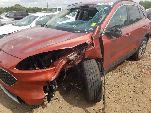 Photo 9 from auction – 2020 FORD ESCAPE SEL with VIN 1FMCU9H64LUA46552