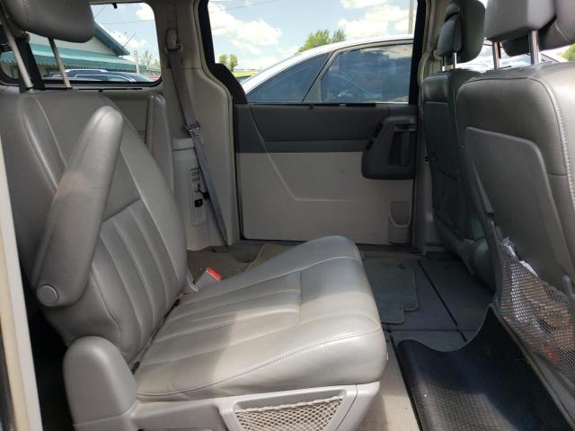 Photo 6 from auction – 2010 CHRYSLER TOWN & COU with VIN 2A4RR5DX3AR320254