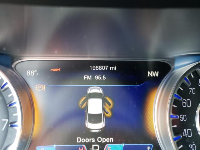 Photo 8 from auction – 2015 CHRYSLER 200 C with VIN 1C3CCCCBXFN593790