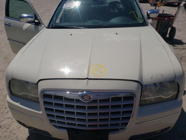 Photo 7 from auction – 2010 CHRYSLER 300 TOURIN with VIN 2C3CA5CV3AH254110