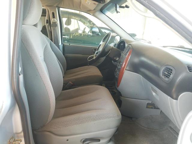 Photo 5 from auction – 2006 CHRYSLER TOWN & COU with VIN 2A4GP44RX6R881986