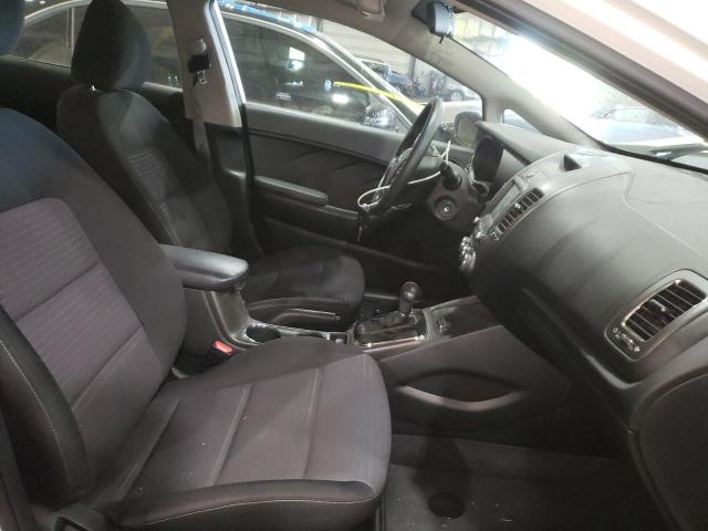 Photo 5 from auction – 2018 KIA FORTE LX with VIN 3KPFL4A79JE186120