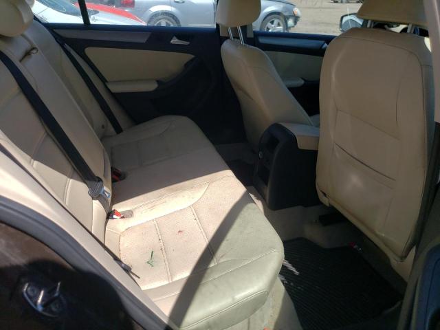 Photo 6 from auction – 2014 VOLKSWAGEN JETTA TDI with VIN 3VWLL7AJ7EM404709