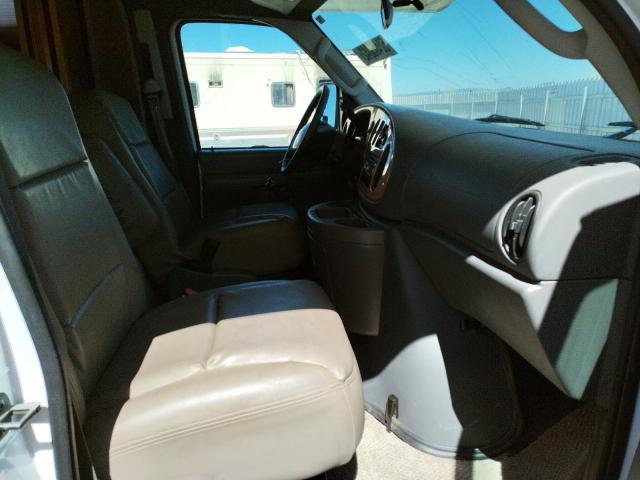 Photo 5 from auction – 2004 FORD ECONOLINE with VIN 1FDXE45S44HB00428
