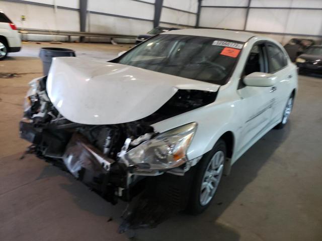 Photo 2 from auction – 2015 NISSAN ALTIMA 2.5 with VIN 1N4AL3AP0FC136120