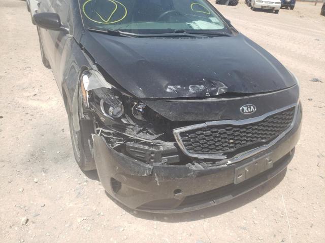 Photo 9 from auction – 2017 KIA FORTE LX with VIN 3KPFK4A7XHE081230