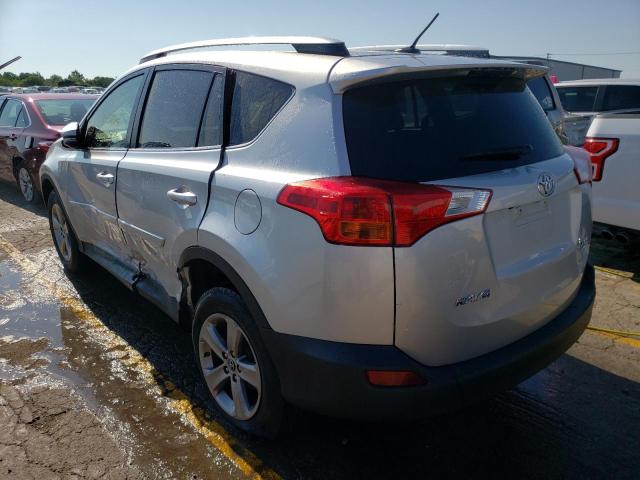Photo 3 from auction – 2015 TOYOTA RAV4 XLE with VIN JTMRFREV9FD158272