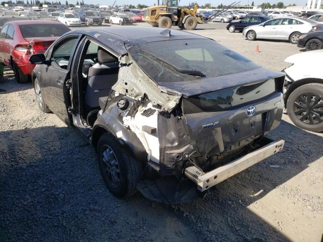 Photo 3 from auction – 2017 TOYOTA PRIUS with VIN JTDKBRFU1H3571931