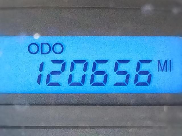 Photo 8 from auction – 2010 HYUNDAI ACCENT with VIN KMHCM3AC3AU171097