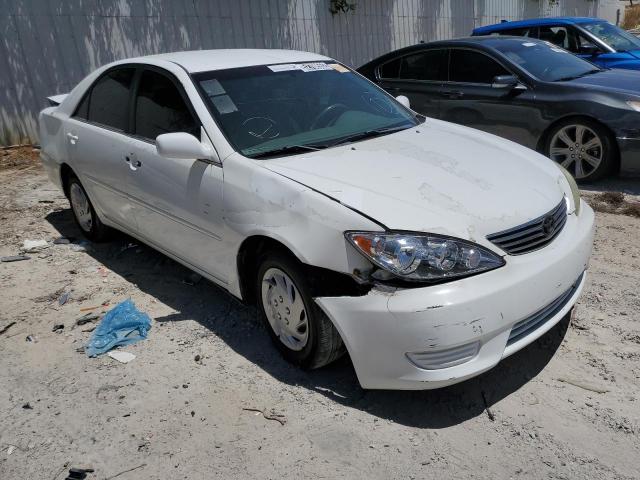 TOYOTA CAMRY LE 2005 with VIN 4T1BE32K45U025604 - Photo from auction