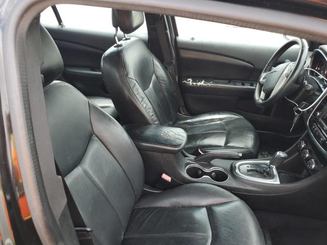 Photo 5 from auction – 2014 CHRYSLER 200 LIMITE with VIN 1C3CCBCGXEN172365