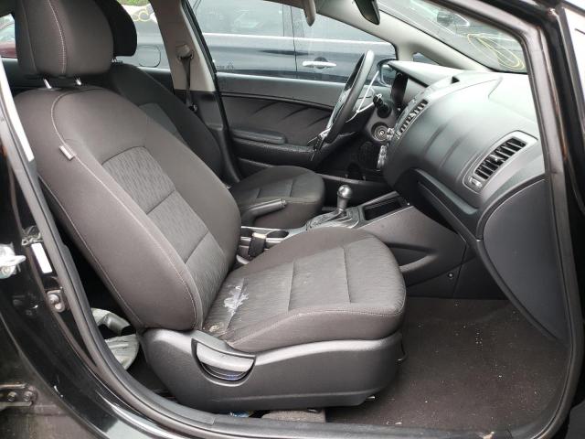 Photo 5 from auction – 2016 KIA FORTE LX with VIN KNAFK4A64G5617104
