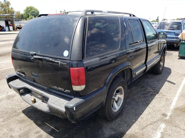 Photo 4 from auction – 2001 CHEVROLET BLAZER with VIN 1GNCS13W212134521