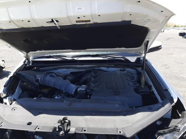 Photo 7 from auction – 2018 TOYOTA 4RUNNER SR with VIN JTEBU5JR7J5590978
