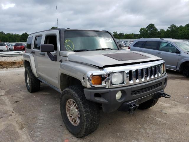 HUMMER H3 2007 with VIN 5GTDN13E178180013 - Photo from auction