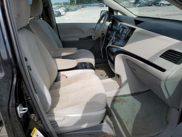 Photo 5 from auction – 2013 TOYOTA SIENNA LE with VIN 5TDKK3DC2DS280452