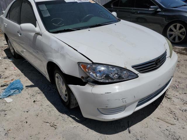 Photo 9 from auction – 2005 TOYOTA CAMRY LE with VIN 4T1BE32K45U025604