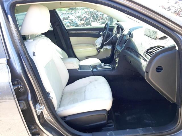 Photo 5 from auction – 2018 CHRYSLER 300 TOURIN with VIN 2C3CCAAG7JH320620