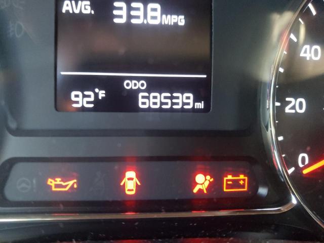 Photo 8 from auction – 2017 KIA FORTE LX with VIN 3KPFK4A72HE026982