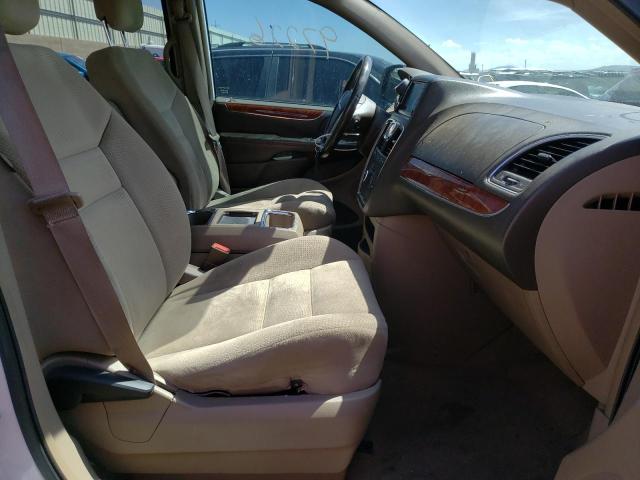 Photo 5 from auction – 2014 CHRYSLER TOWN & COU with VIN 2C4RC1BG3ER286096