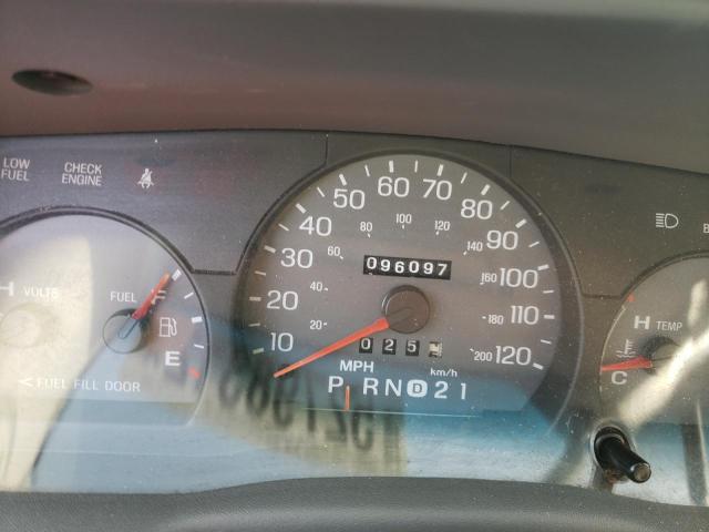 Photo 8 from auction – 2003 MERCURY MARQUIS with VIN 2MEFM74W03X660307