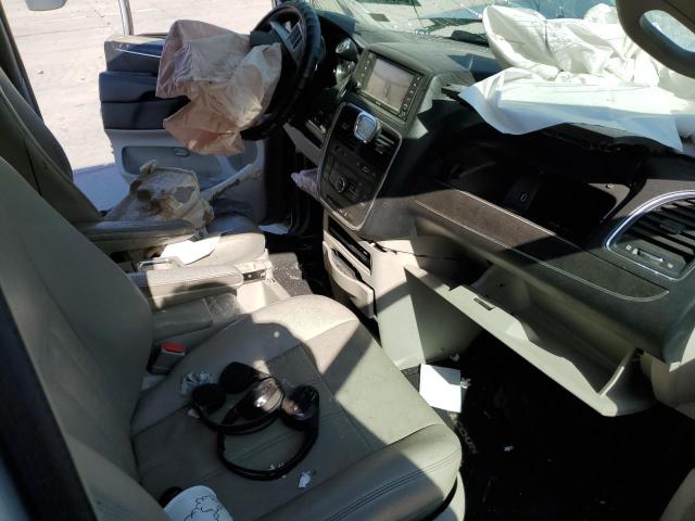 Photo 5 from auction – 2012 CHRYSLER TOWN & COU with VIN 2C4RC1BG5CR300108