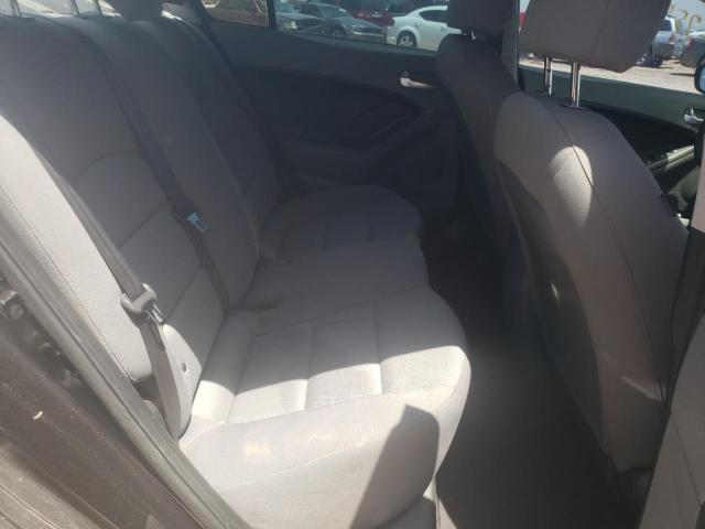 Photo 6 from auction – 2017 KIA FORTE LX with VIN 3KPFK4A7XHE081230