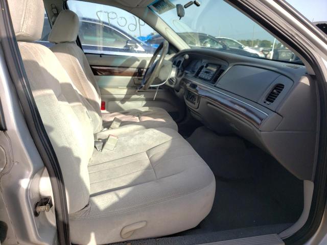 Photo 5 from auction – 2003 MERCURY MARQUIS with VIN 2MEFM74W03X660307