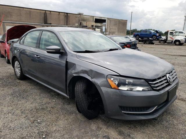 VOLKSWAGEN PASSAT S 2014 with VIN 1VWAT7A37EC087296 - Photo from auction