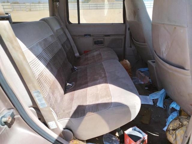 Photo 6 from auction – 1992 FORD EXPLORER with VIN 1FMDU34X6NUC48232